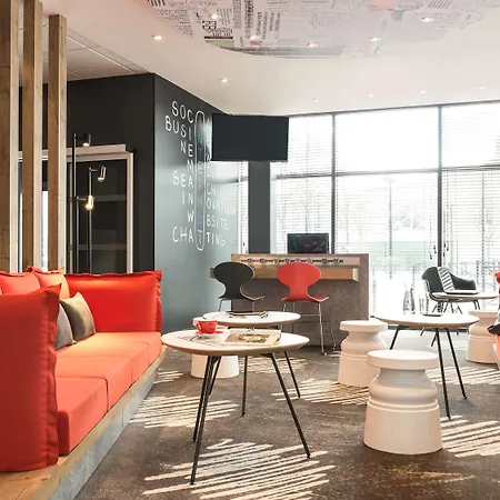 Ibis Centre Bastide 3*