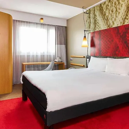 Ibis Centre Bastide Hotel 3*